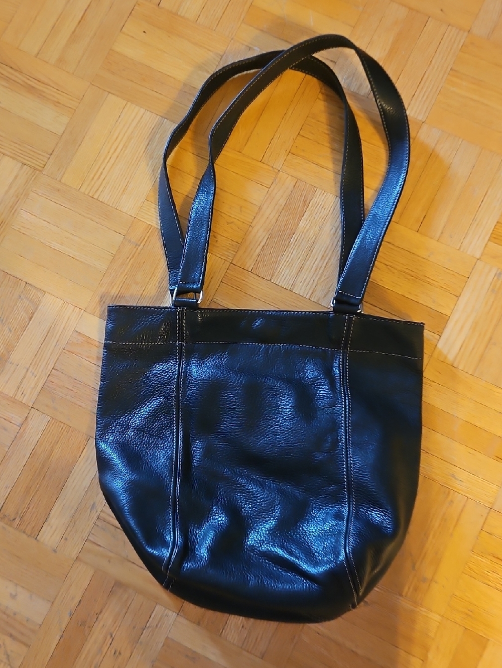 Roots Black Leather Tote with Dual Shoulder Straps